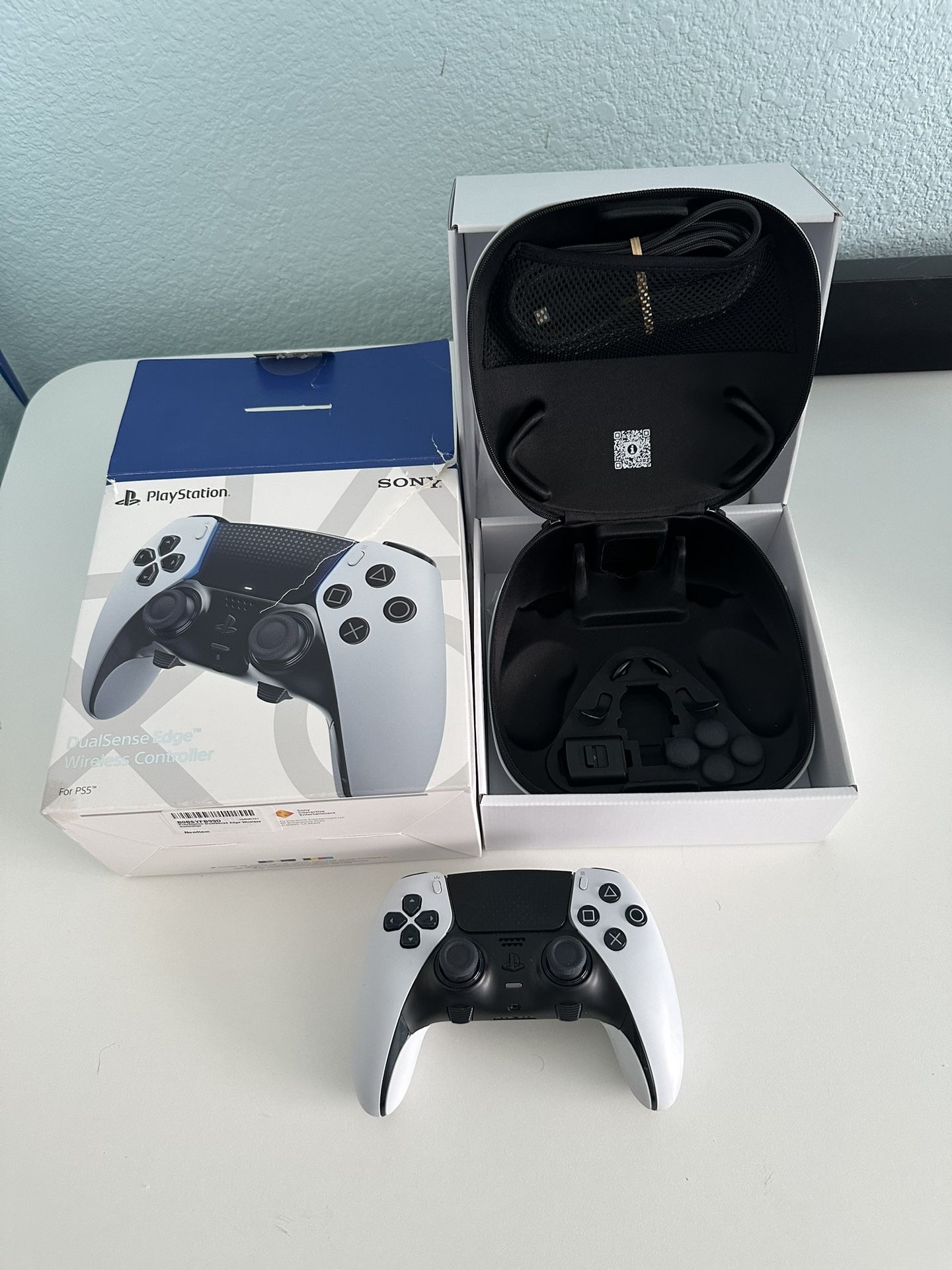DualSense Edge Wireless Controller – PS5 –