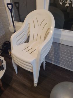 Stackable outdoor chairs set of four