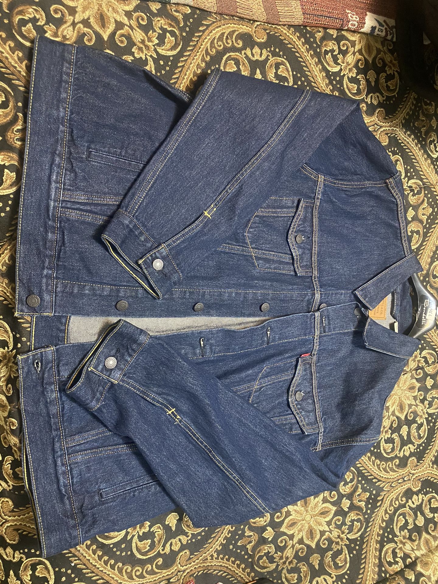 New men’s Levi’s XXL Trucker Jacket