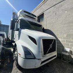 2019 Volvo VNR