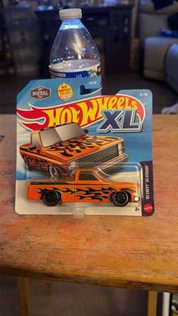 Hot wheels XL Chevy Silverado p-3