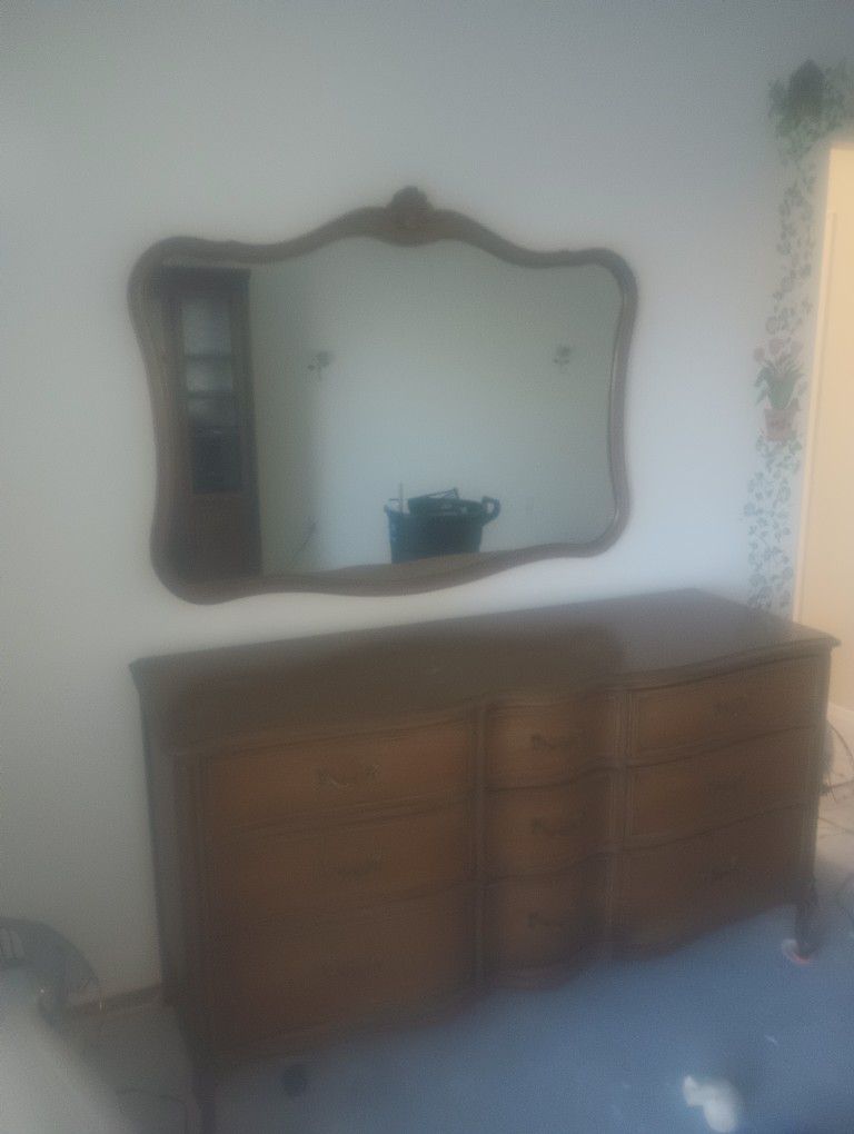 Antique dresser N Mirror 
