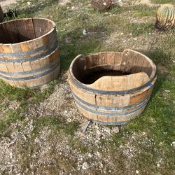 Old Barrel Planter (s)