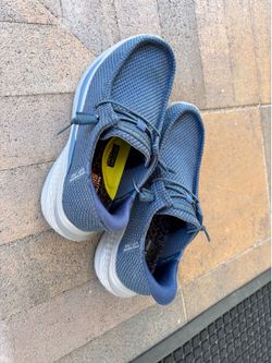 Sketchers Hands Free Slip Ons