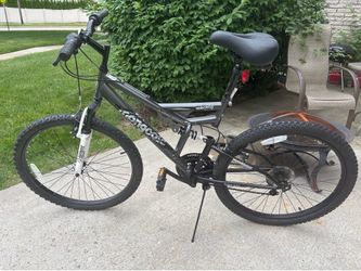 Mongoose Spectra 26" Men's Mountain Bike – Recently Tuned Up – Ready to Ride