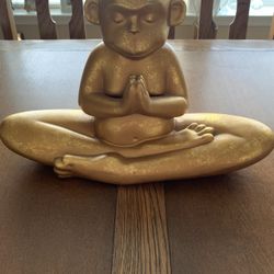 Sturdy Zen Meditating Monkey this is a solid heavy piece. 14 inches across / 10 inches tall.