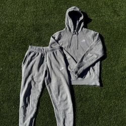 Gray Nike Set