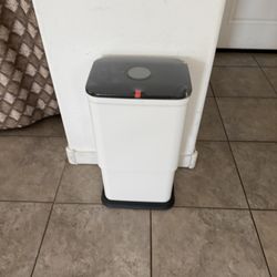 Onlcuk Kitchen Trash Can With Wheels,Adjustable Capacity 20L To 45L Rolling Trash Bin, Plastic Narrow And Height Garbage Can With Lid