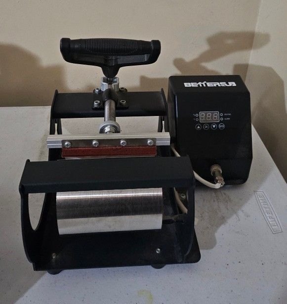Mug Heat Press – Like New + Box of Mugs!