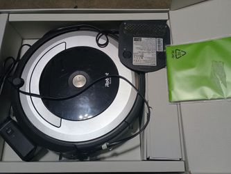 Roomba iRobot 690 Vacuum Robot Cleaner with Accessories
