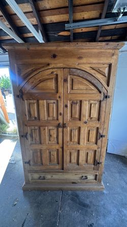 Rustic Solid Wood Armoire with Arched Doors