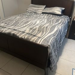 BEDROOM SET 