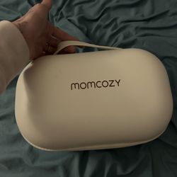 Momcozy breast pump