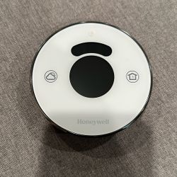 Honeywell Lyric Round Wi-Fi Thermostat
