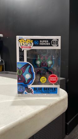 Funko Pop Heroes DC Super Heroes Blue Beetle #410 GITD Game Stop Exclusive