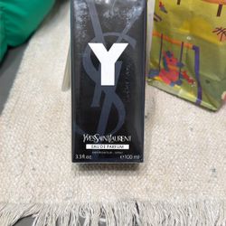 YSL EAU DE PARFUM