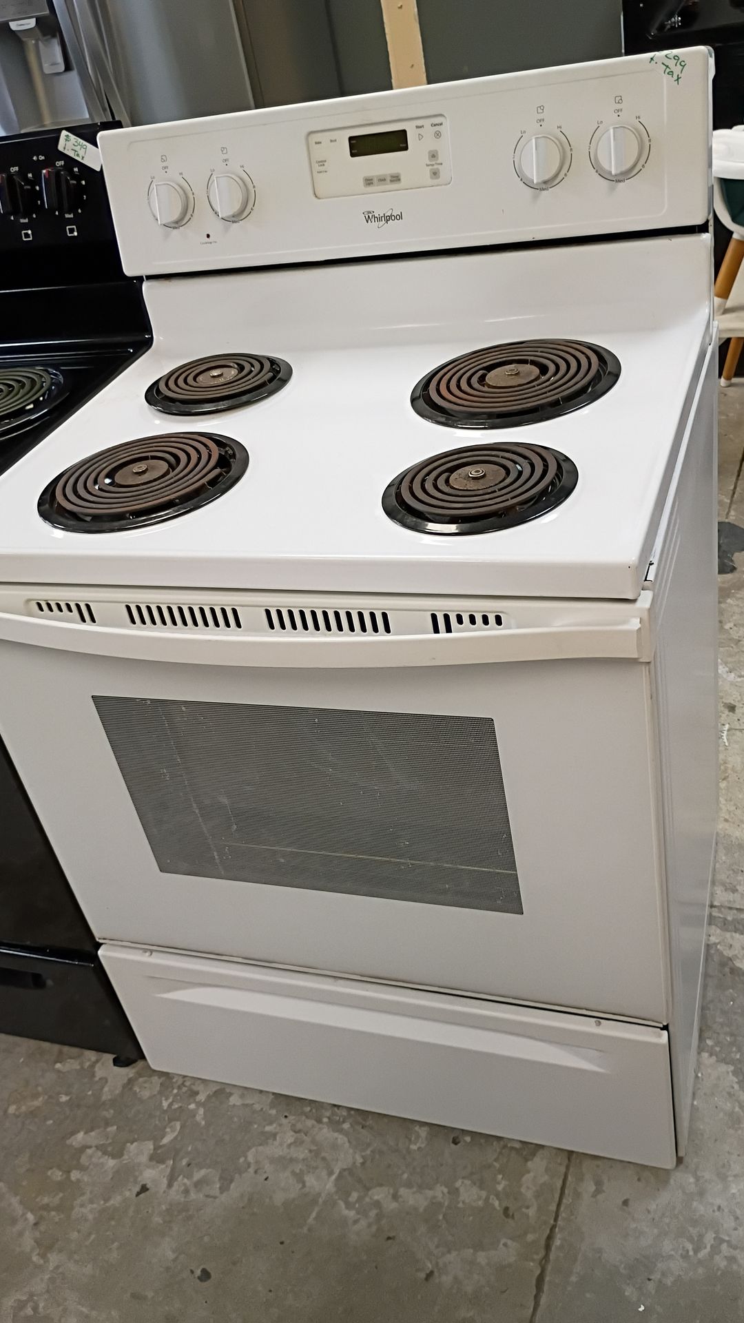 White whirlpool electric regular coil stove with warranty delivery available fee depends on address π ππ£οΈ