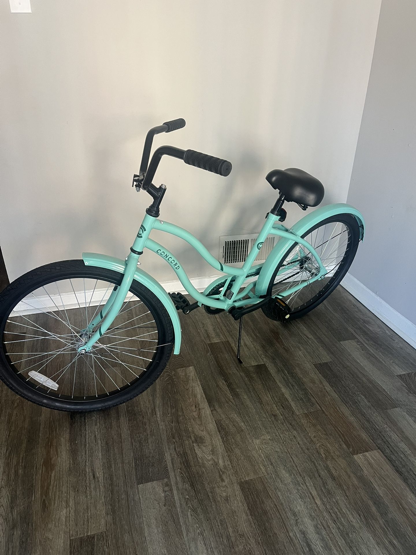 24’ Concord Bike w/ Lock