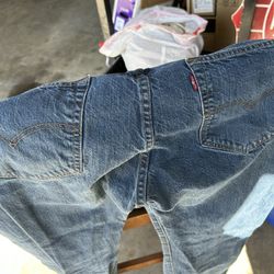 Men’s Levi’s Size 38x32 