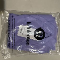 BRAND NEW Lululemon Matching Set – Size 2