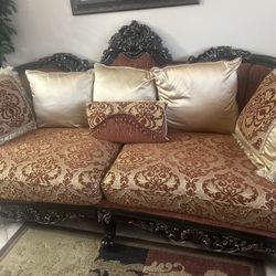 Living room and decorations
