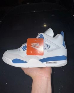 Military Blue Jordan 4 size 9.5