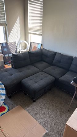 Couch for sale !