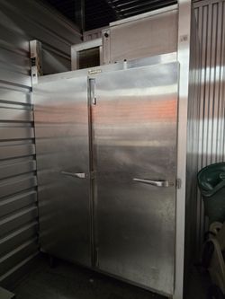 Traulsen Double Door Restaurant Refrigerator