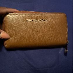 Micheal Kors Wallet