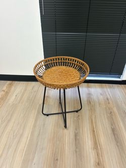 wicker/rattan accent chair