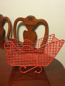 Cute Red Christmas Sleigh