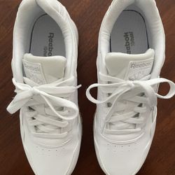 White Reebok Classic Shoes 7.5