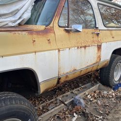 2 Chevy K5 Blazers 74 ,80