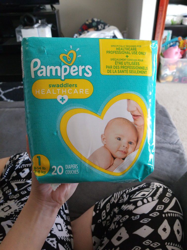 Brand New Unopened Pampers Swaddlers 20pack Size 1