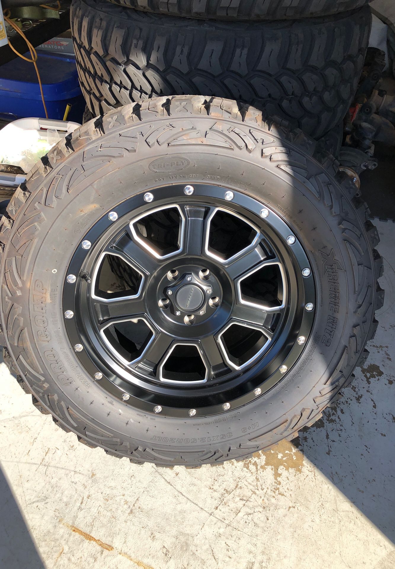 Jeep JK wheels and tires (5)