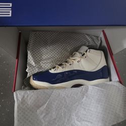 AIR JORDAN 11 RETRO RA SIZE 11