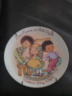 Vintage Avon Collector's Plate 5"