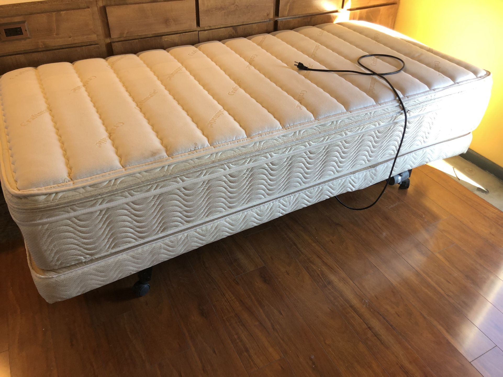 Craftmatic Bed Mattress Replacement Craftmatic is 39x80 Electric Adjustable Bed With Massage Feature