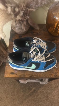 Nike low top dunks