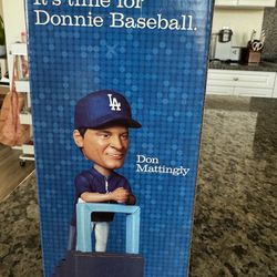 Dodger bobble head