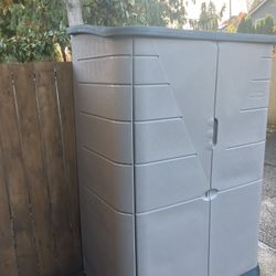 Rubbermaid Storage Shed