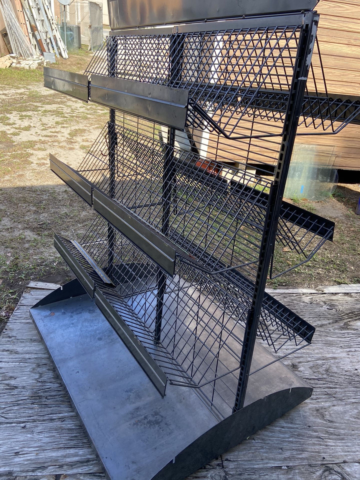 Merchandise Shelf Gondola