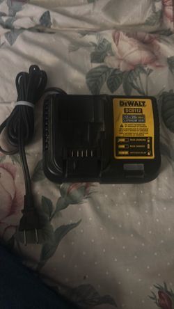 DeWalt DCB112.   Charger