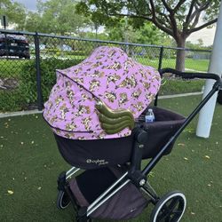 CYBEX Platinum Priam Lux Carry Cot Wings Cherub 