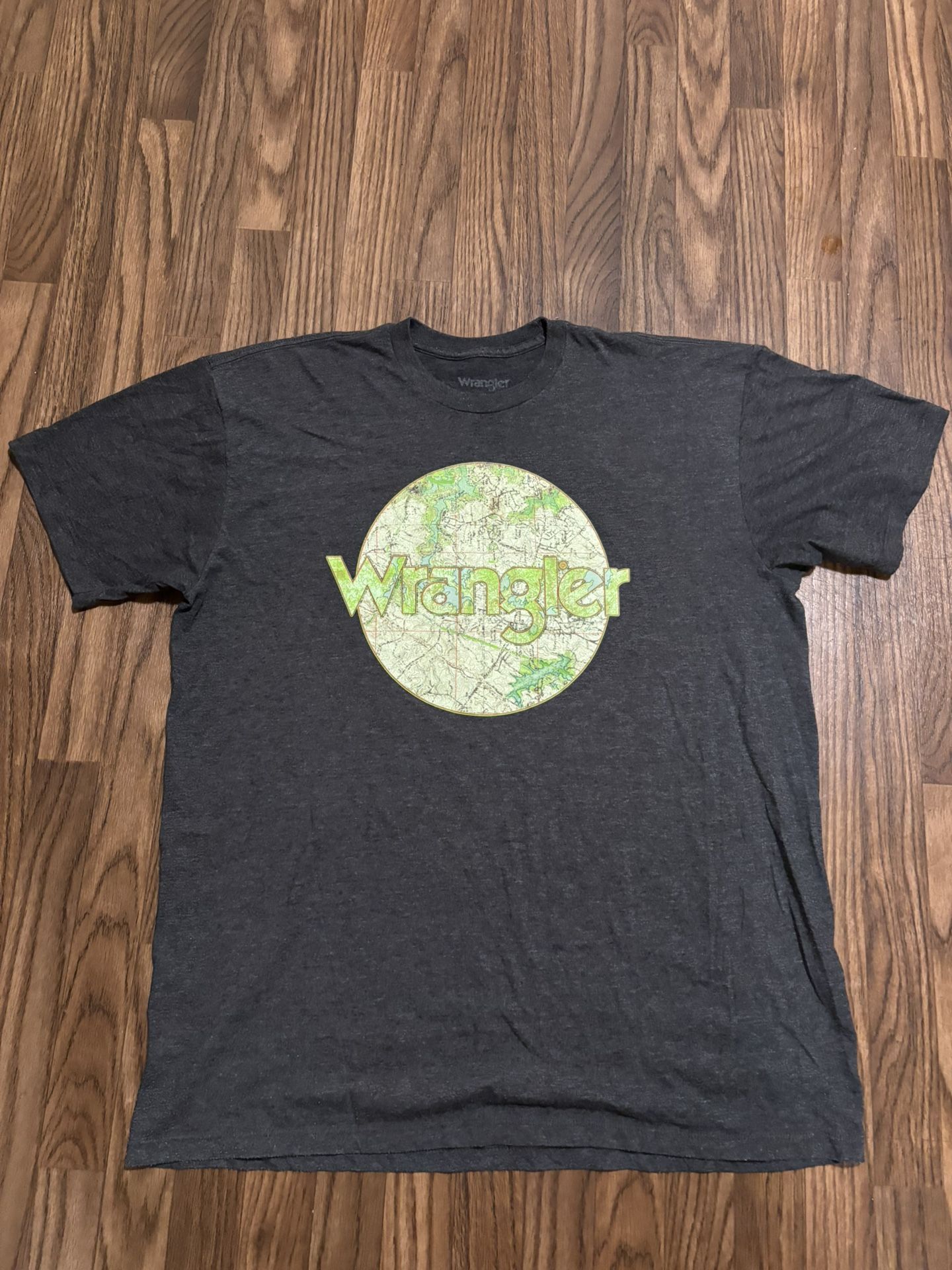Wrangler * Men’s Short Sleeve Tee * Size XL * Large Front Print