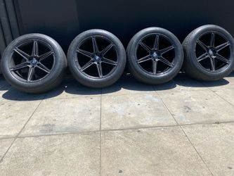 Set 4 22” Asanti black label , satin black, 6x5.5 GM, w Bridgestone tires size 275/50/22, good condition, 50% tread, sell all $1250.00 cash