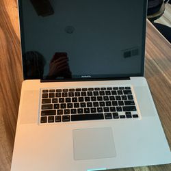 2009 Apple MacBook Pro 17 Inch
