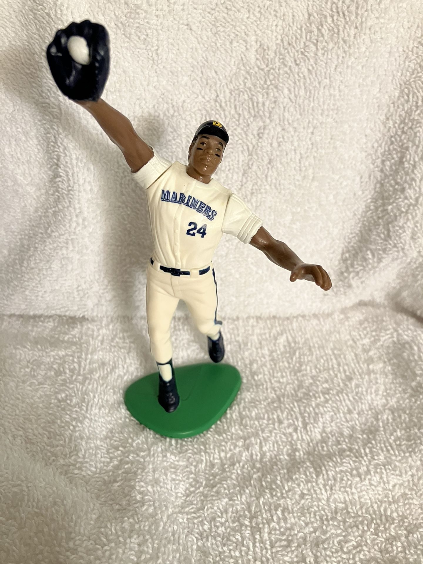 Ken Griffey #24 Starting Line Up 1993