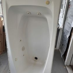 Free Jetted Tub