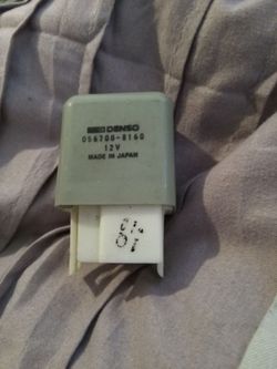 Denso 056(contact info removed) 12V Relay Block